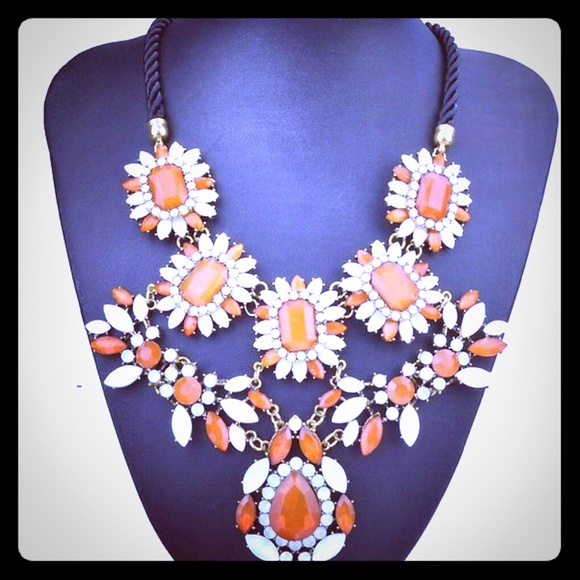 ChicJewelz Jewelry - The CLEMENTINE Necklace ChicJewelz Jewelry - The CLEMENTINE Necklace